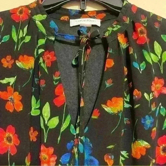 Calvin Klein Ruffle Bell Sleeve Floral Print Front Tie Dress Women Size 4 Spring - Picture 5 of 12